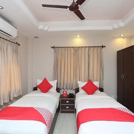 Oyo 19855 B S Guest House Jādabpur Εξωτερικό φωτογραφία