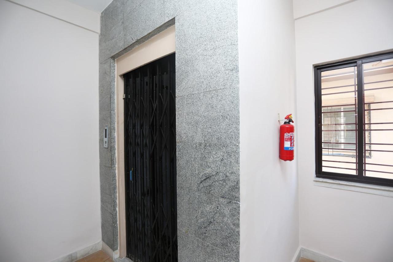 Oyo 19855 B S Guest House Jādabpur Εξωτερικό φωτογραφία