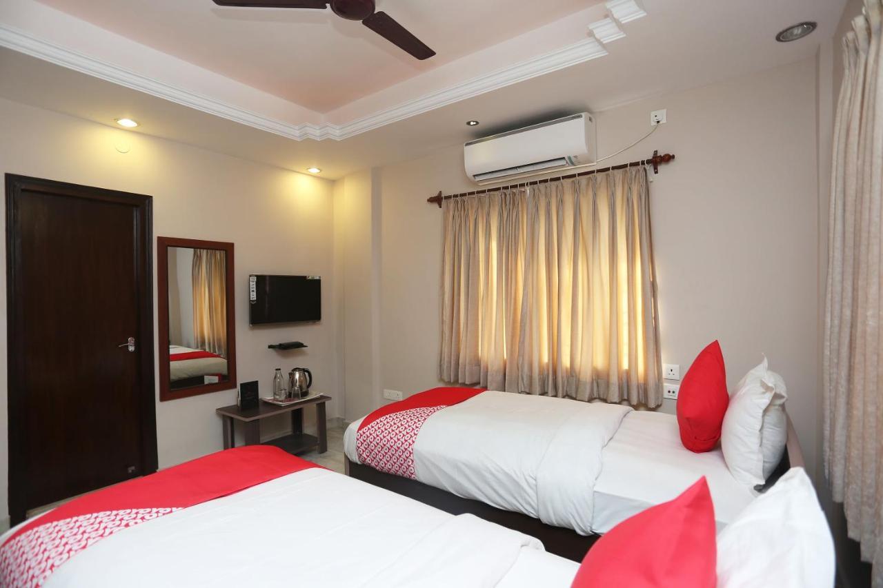 Oyo 19855 B S Guest House Jādabpur Εξωτερικό φωτογραφία