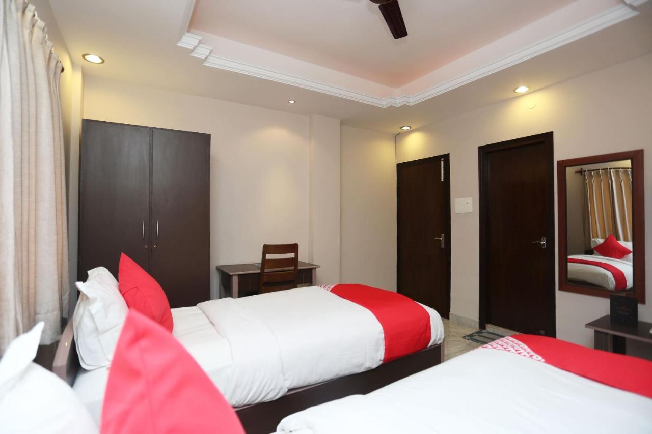 Oyo 19855 B S Guest House Jādabpur Εξωτερικό φωτογραφία